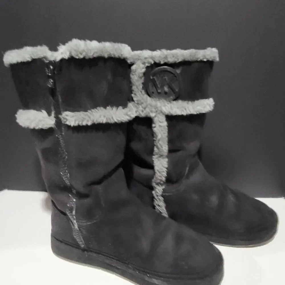 Micheal Kors Women's Size 5 Black Winter Boots